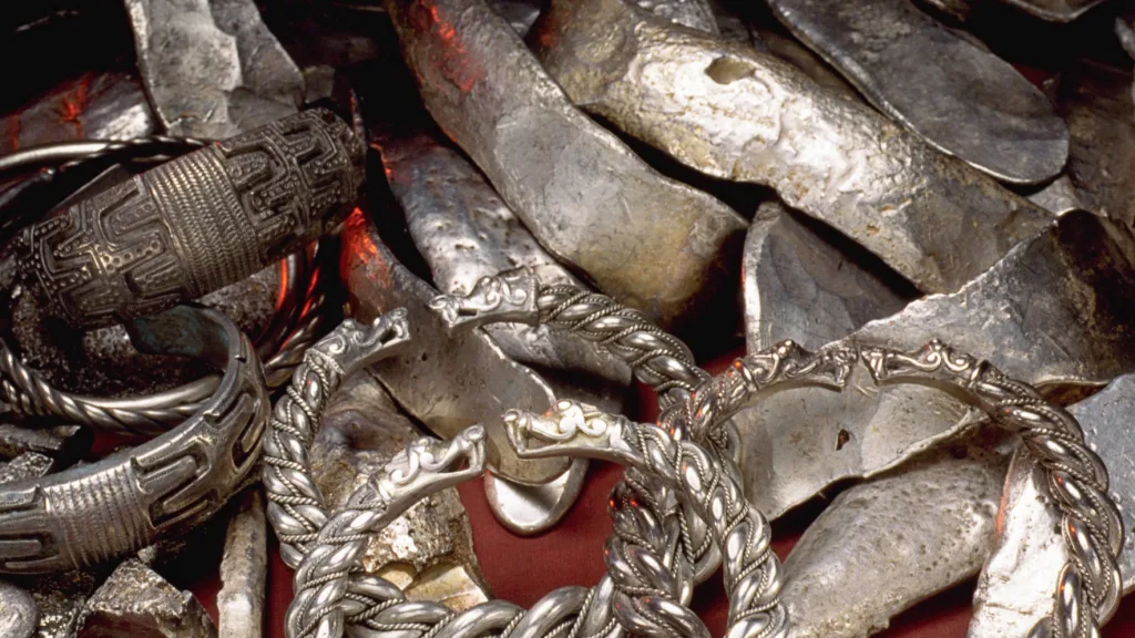 HST_hacksilver_109236_16x9