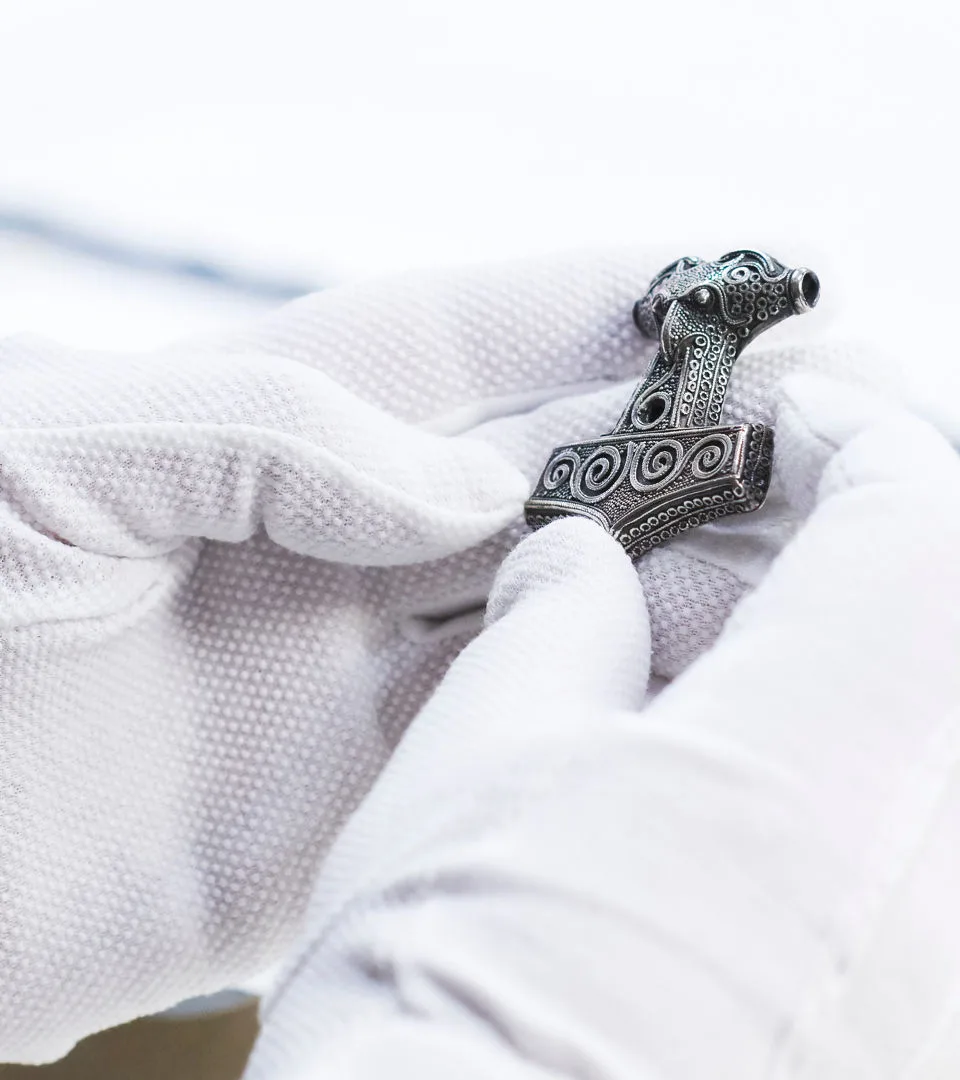 Historiska-museet_foremal_lan_960x1080