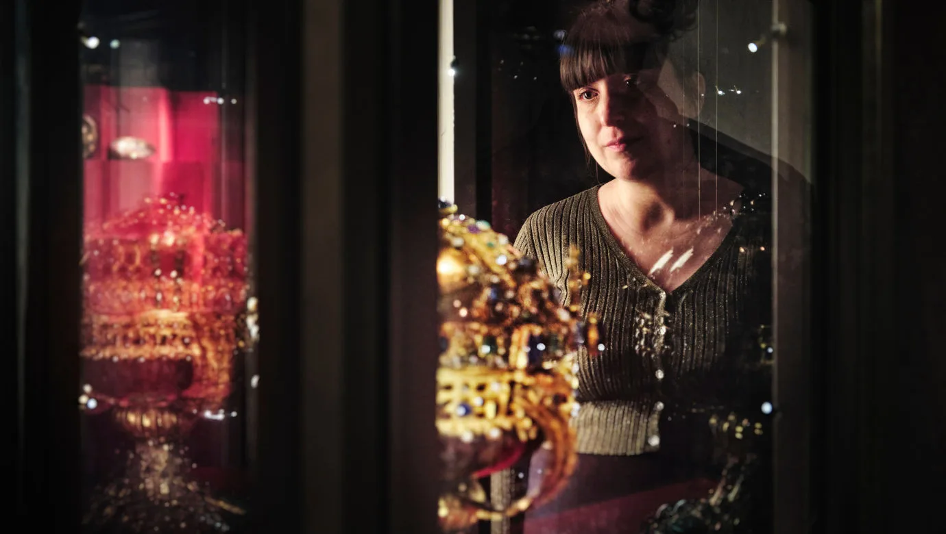 Visitor in the The Gold Room.