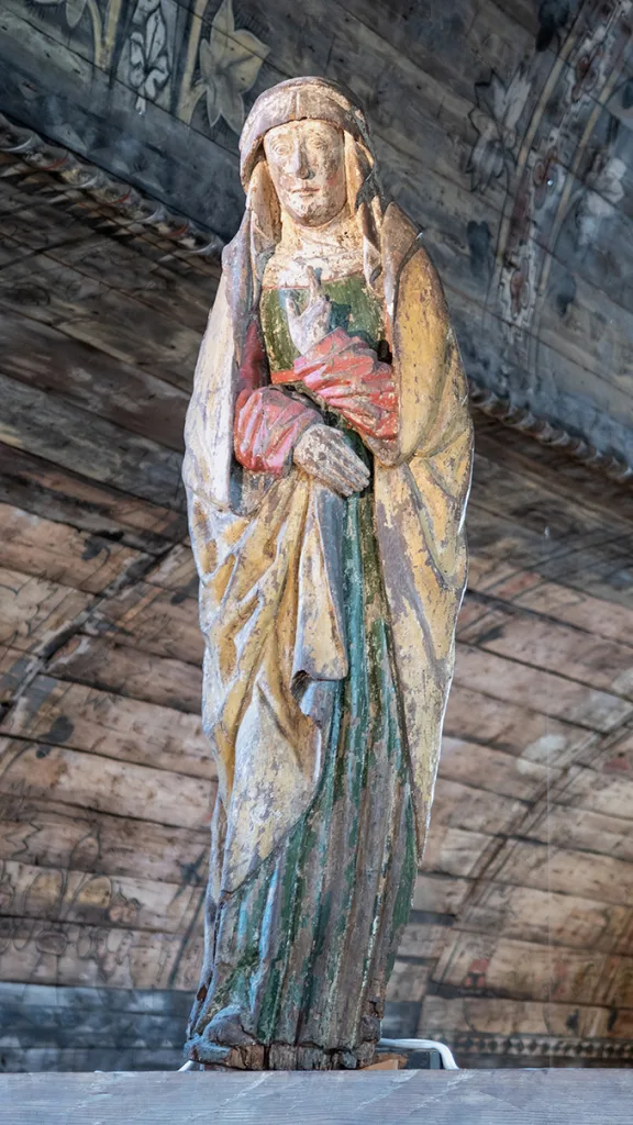 Wood sculpture of Johannes