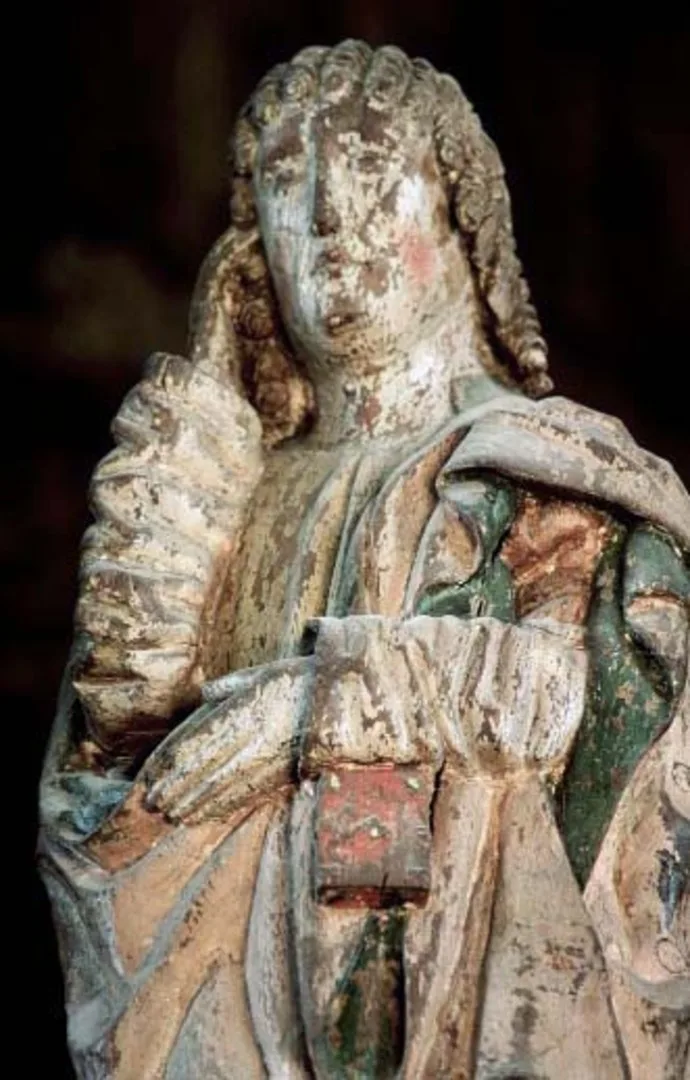 Wood sculpture of Johannes