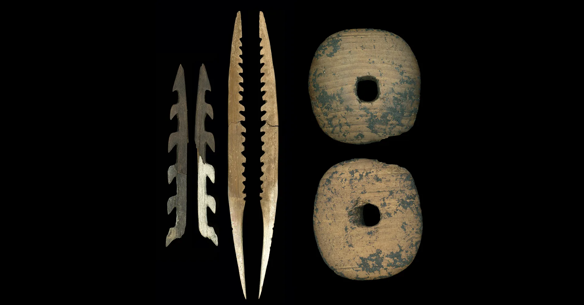 Några fynd i trä från arkeologiska undersökningar i Dagsmosse i Östergötland. 