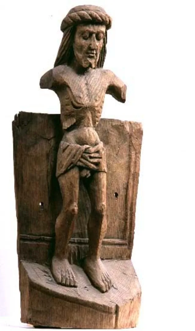 Jesusskulptur i trä